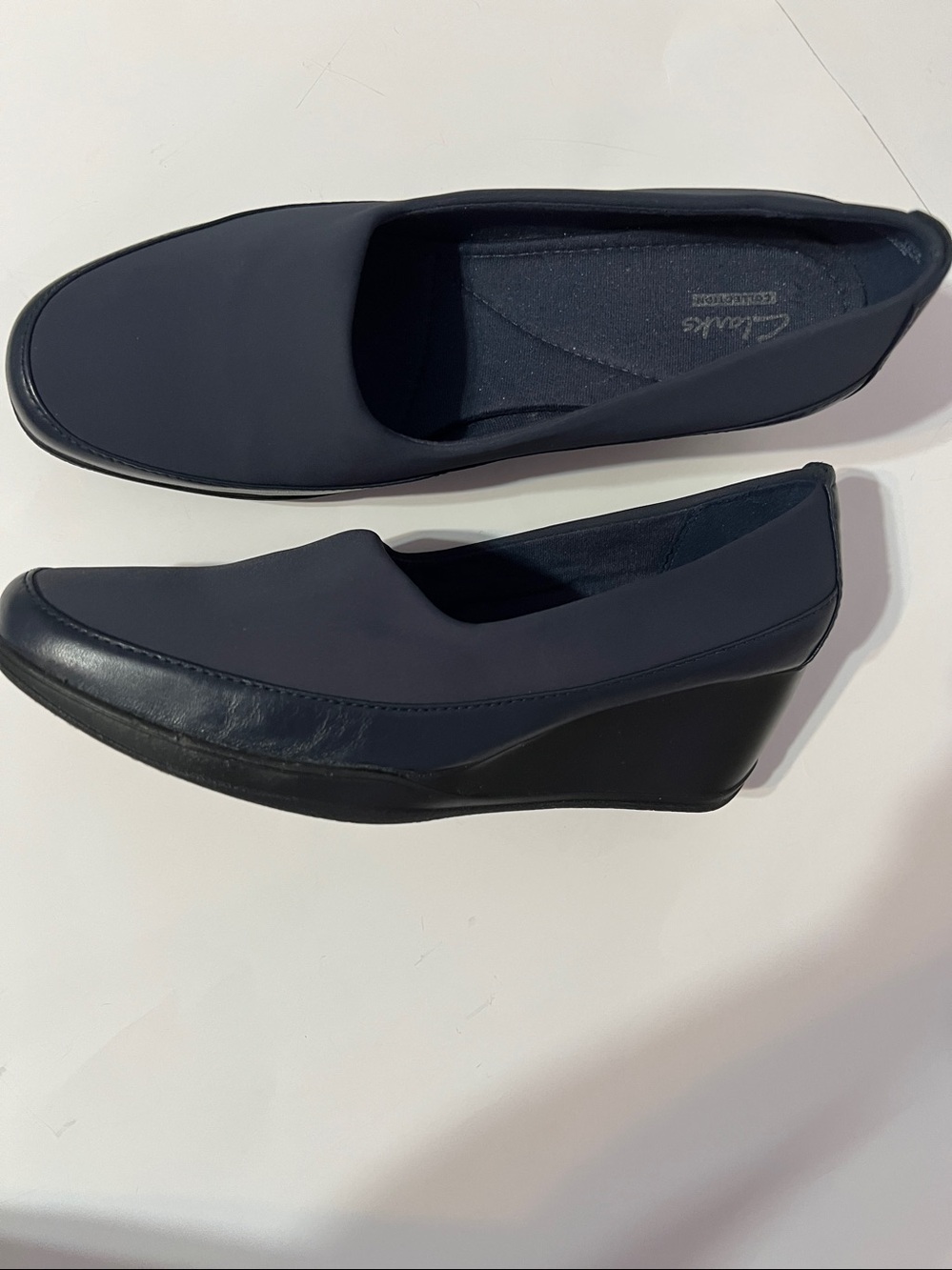 Clarks Women’s Navy Blue Wedge Slip-On Loafers Size 8.5 W